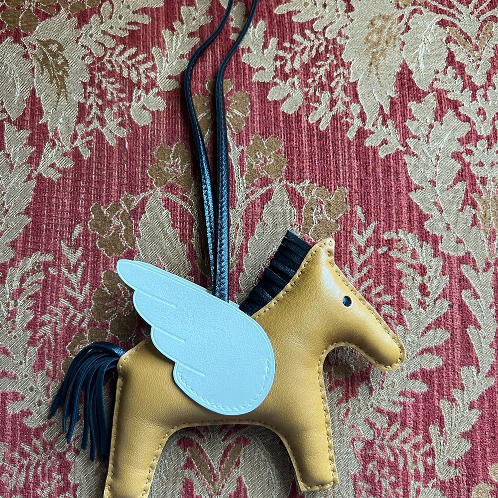 Hermès Rodeo Pegase GM charm
